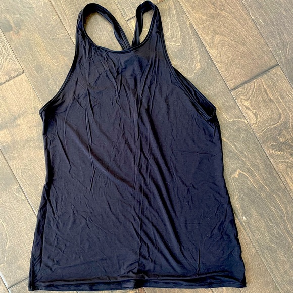 lululemon athletica Tops - Lululemon black twist back tank